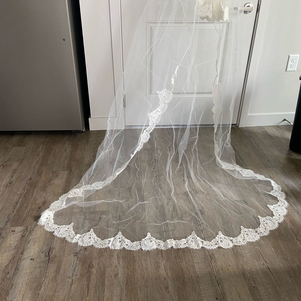 90”L custom veil